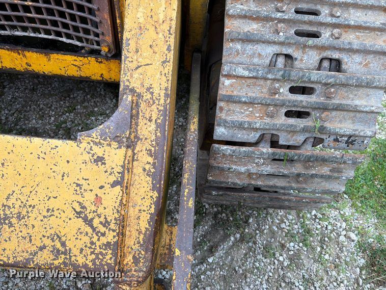 image for item FK3063 International Harvester 250A track loader