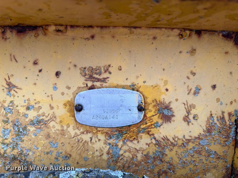 image for item FK3063 International Harvester 250A track loader