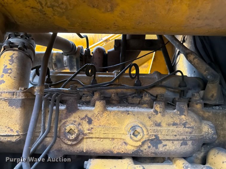 image for item FK3063 International Harvester 250A track loader