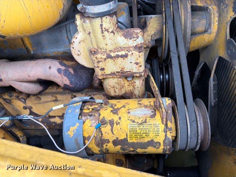 image for item FK3063 International Harvester 250A track loader