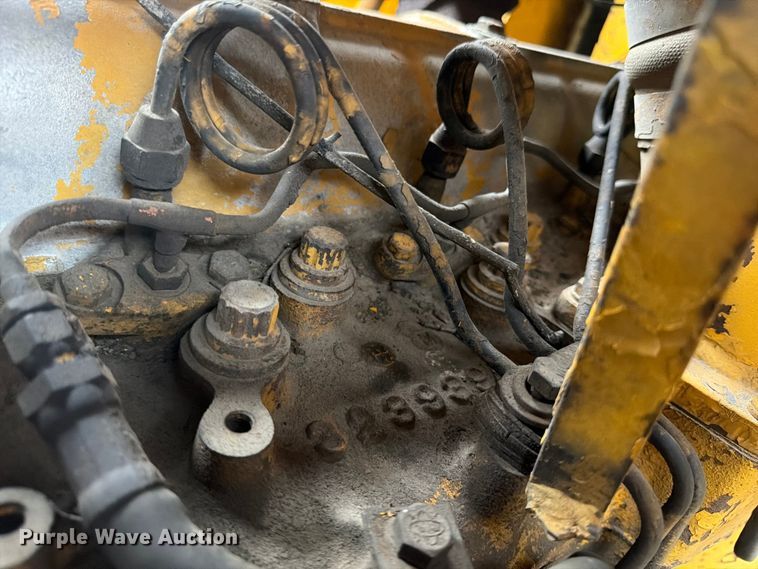 image for item FK3063 International Harvester 250A track loader