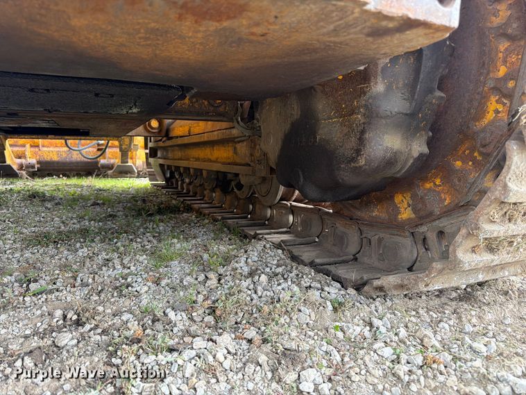 image for item FK3063 International Harvester 250A track loader