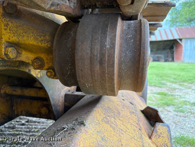 image for item FK3063 International Harvester 250A track loader