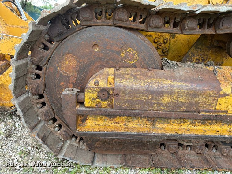 image for item FK3063 International Harvester 250A track loader