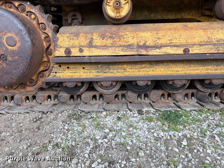 image for item FK3063 International Harvester 250A track loader