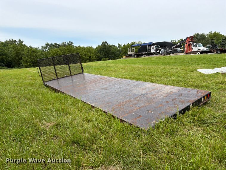 image for item FK3084 Flatbed