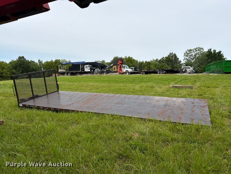image for item FK3084 Flatbed