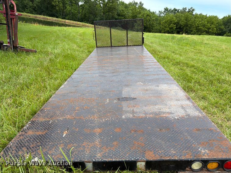 image for item FK3084 Flatbed
