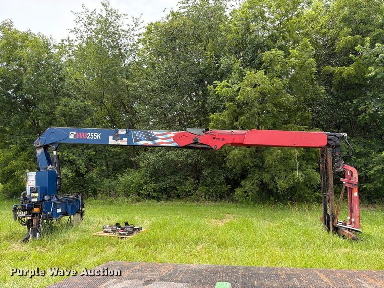 image for item FK3085 2007 Hiab 255K truck mounted crane