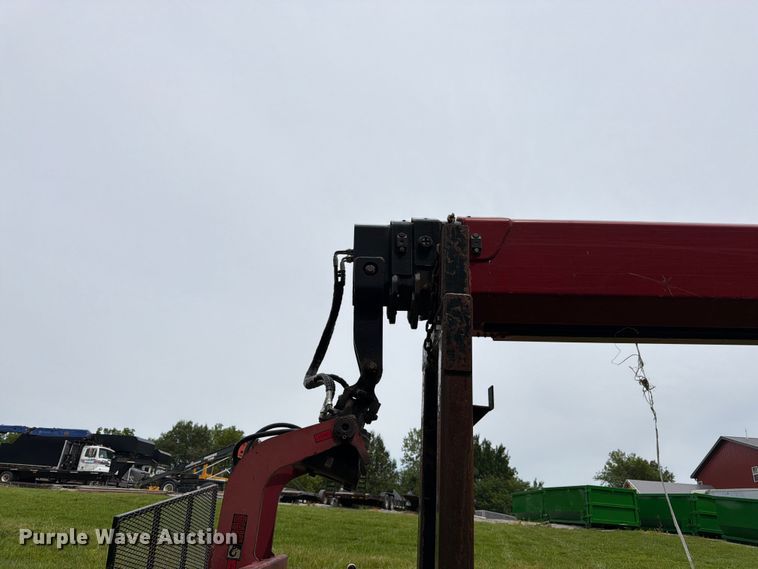 image for item FK3085 2007 Hiab 255K truck mounted crane