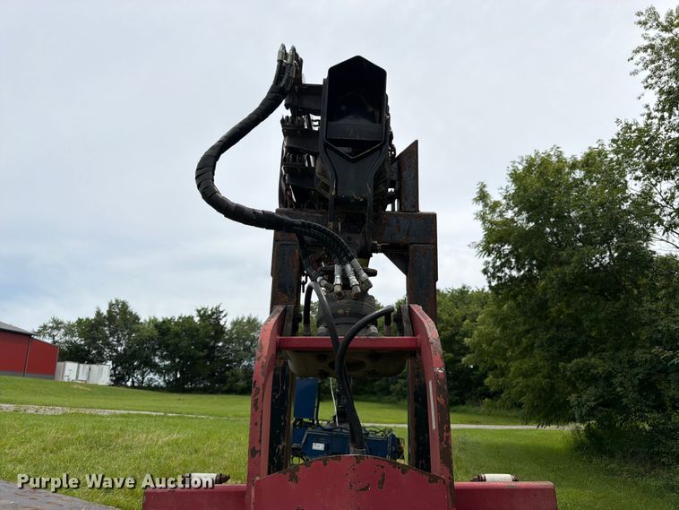 image for item FK3085 2007 Hiab 255K truck mounted crane