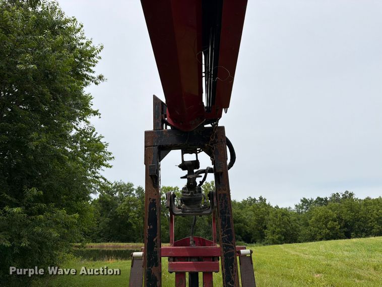image for item FK3085 2007 Hiab 255K truck mounted crane