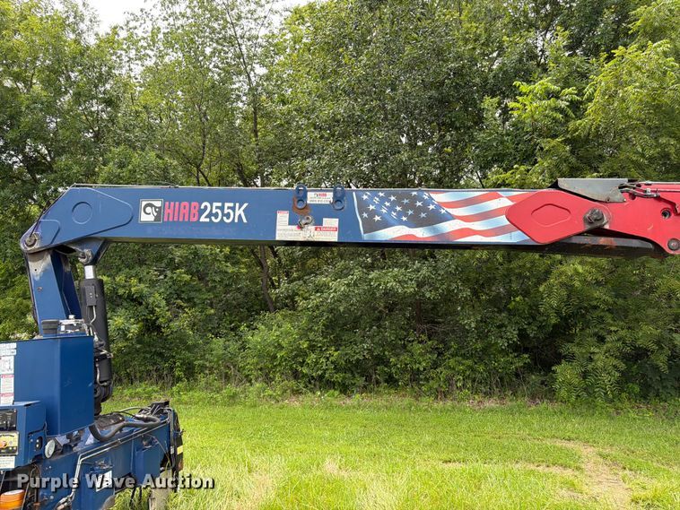 image for item FK3085 2007 Hiab 255K truck mounted crane