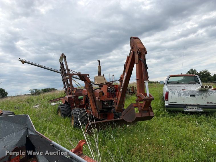 image for item FK3095 1979 Ditch Witch R40 trencher