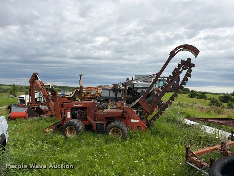 image for item FK3095 1979 Ditch Witch R40 trencher
