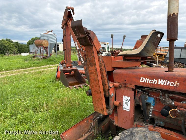 image for item FK3095 1979 Ditch Witch R40 trencher