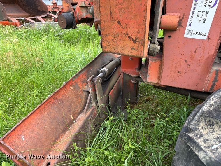 image for item FK3095 1979 Ditch Witch R40 trencher
