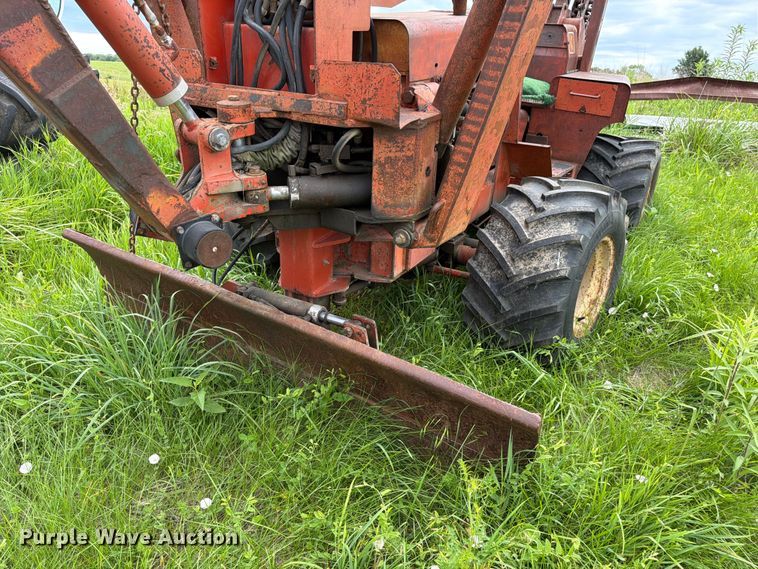 image for item FK3095 1979 Ditch Witch R40 trencher