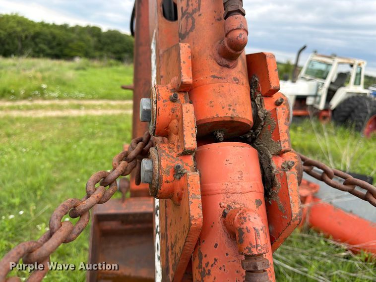 image for item FK3095 1979 Ditch Witch R40 trencher