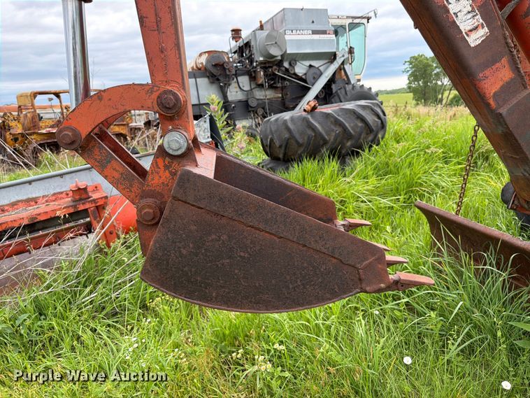 image for item FK3095 1979 Ditch Witch R40 trencher