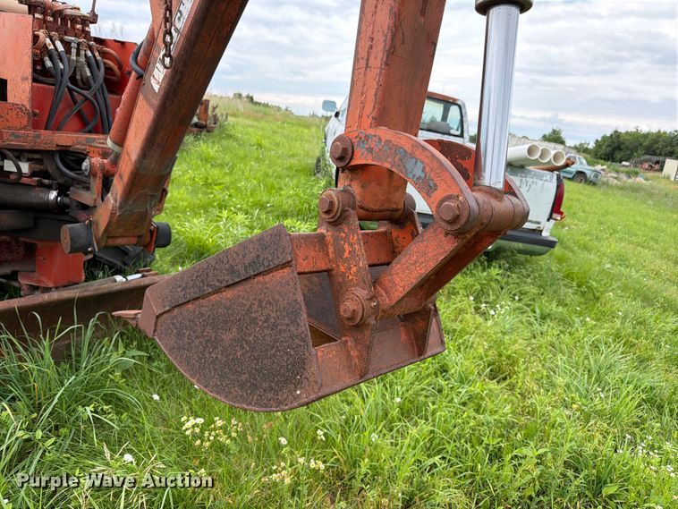 image for item FK3095 1979 Ditch Witch R40 trencher