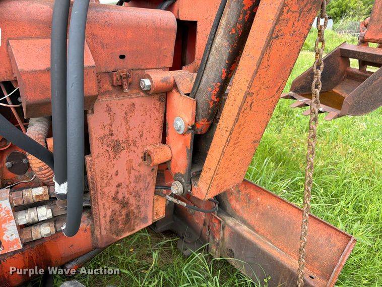 image for item FK3095 1979 Ditch Witch R40 trencher