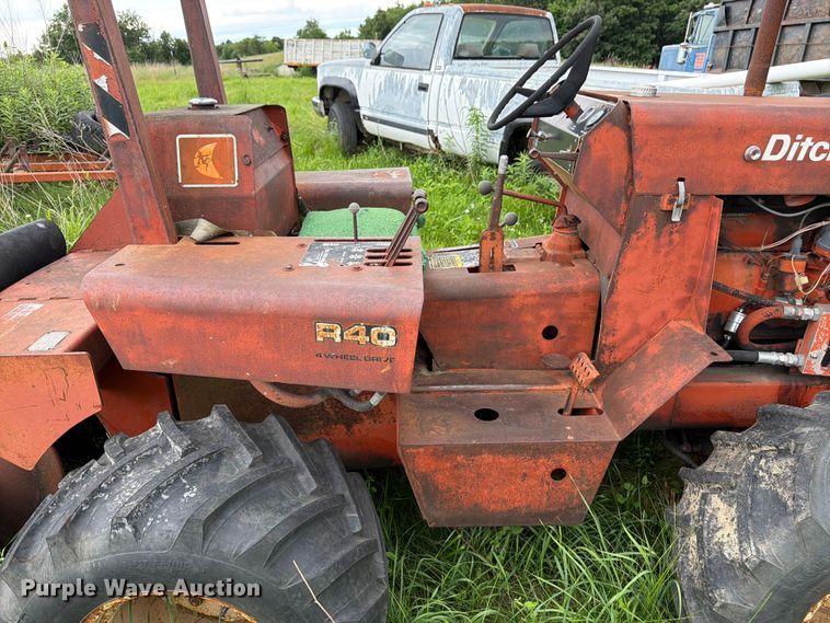 image for item FK3095 1979 Ditch Witch R40 trencher