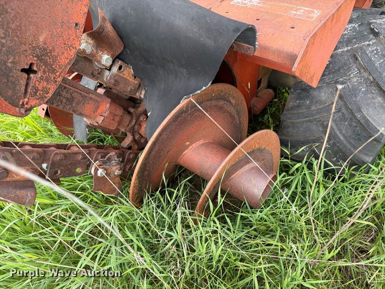 image for item FK3095 1979 Ditch Witch R40 trencher