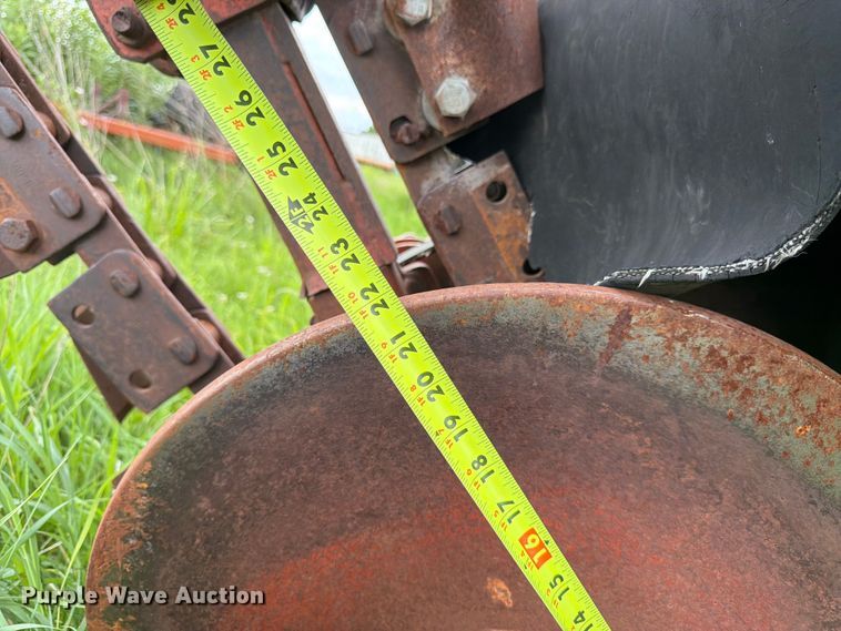 image for item FK3095 1979 Ditch Witch R40 trencher