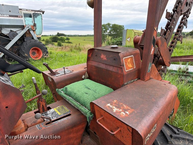image for item FK3095 1979 Ditch Witch R40 trencher