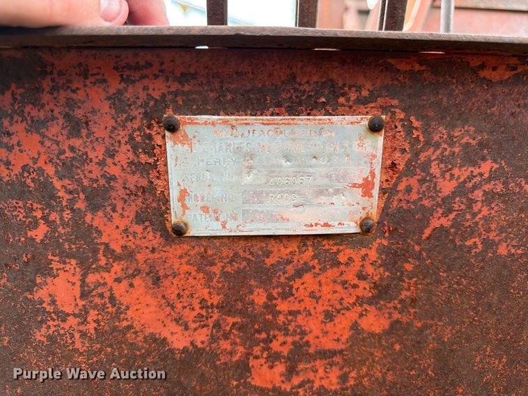 image for item FK3095 1979 Ditch Witch R40 trencher