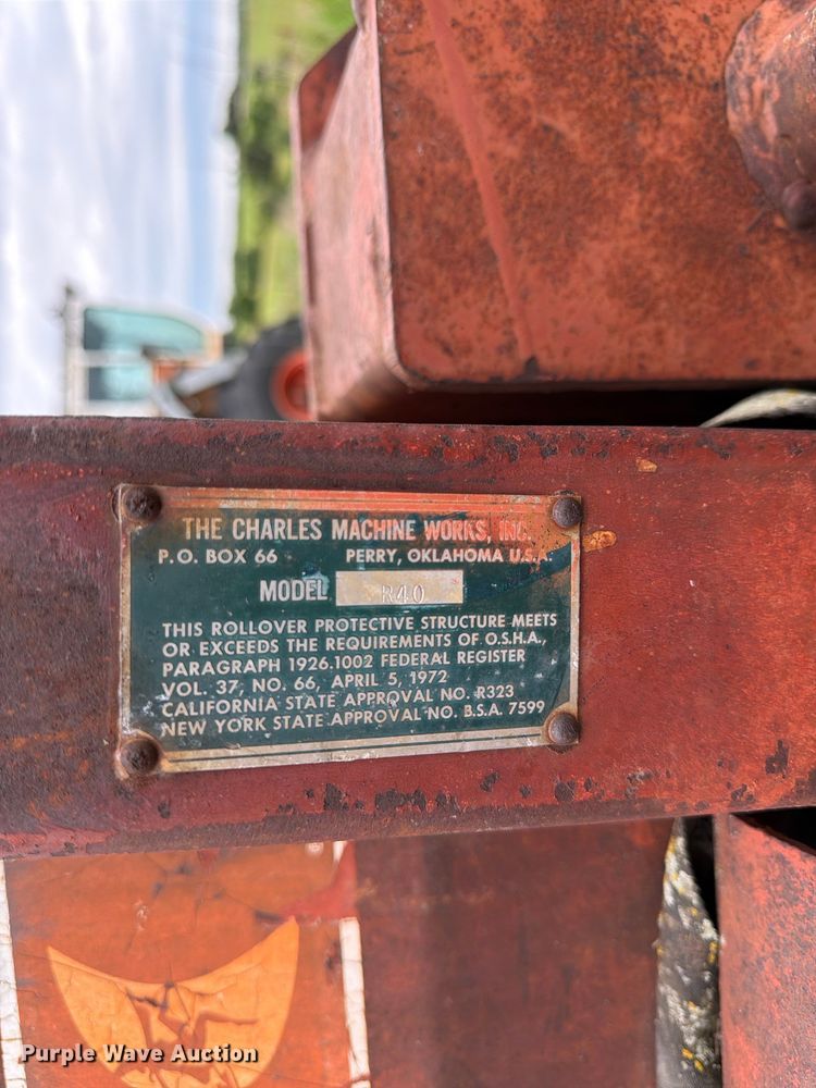 image for item FK3095 1979 Ditch Witch R40 trencher