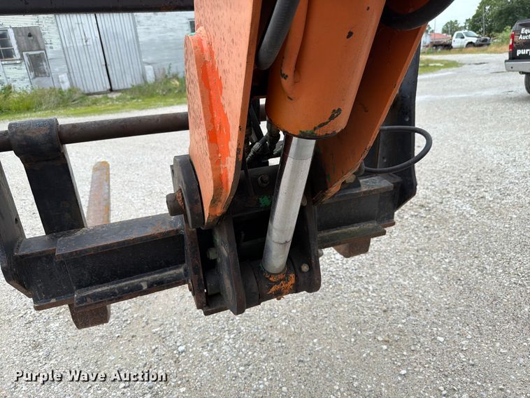 image for item FK4032 2006 Lull 644E-42 telehandler