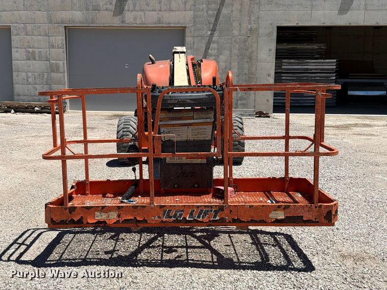image for item FK4034 1998 JLG 600S boom lift