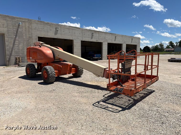 image for item FK4034 1998 JLG 600S boom lift