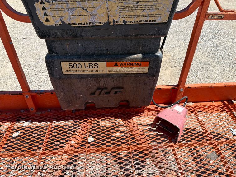 image for item FK4034 1998 JLG 600S boom lift
