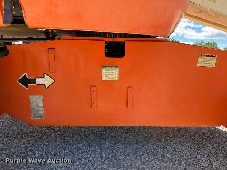 image for item FK4034 1998 JLG 600S boom lift