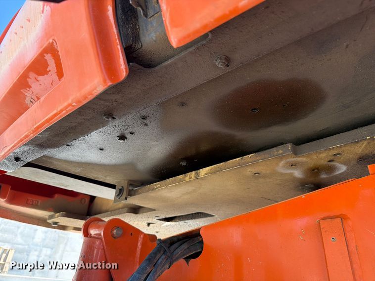 image for item FK4034 1998 JLG 600S boom lift