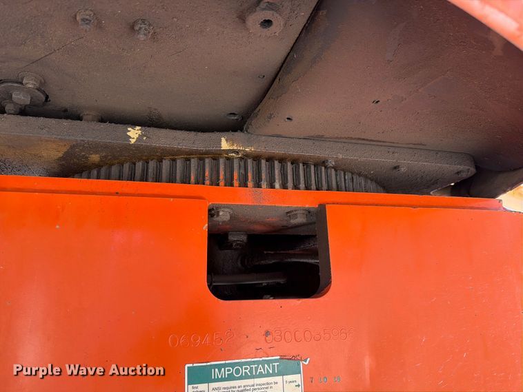 image for item FK4034 1998 JLG 600S boom lift