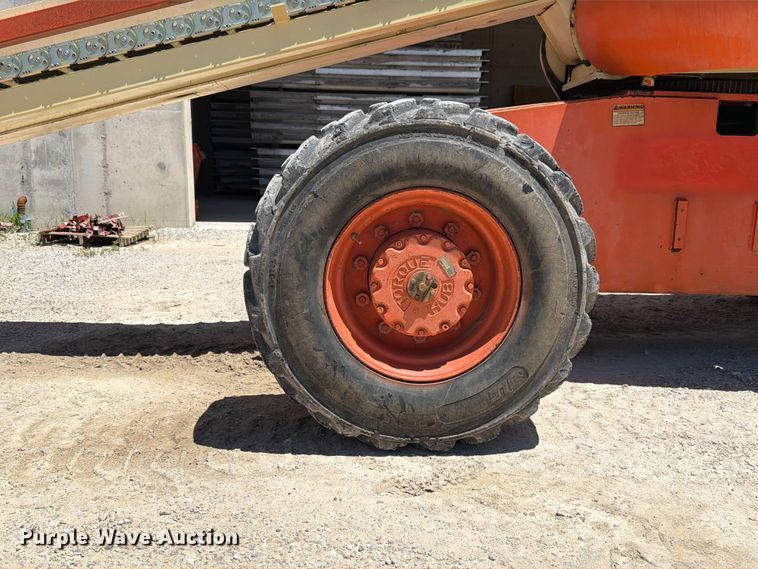 image for item FK4034 1998 JLG 600S boom lift