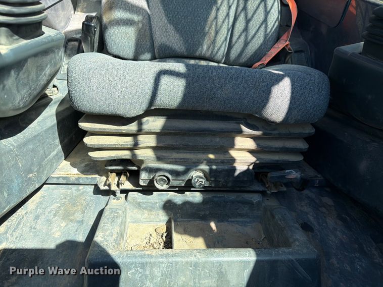 image for item FM7529 2021 John Deere 324G skid steer loader