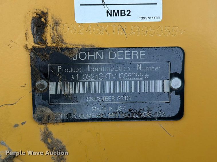 image for item FM7529 2021 John Deere 324G skid steer loader