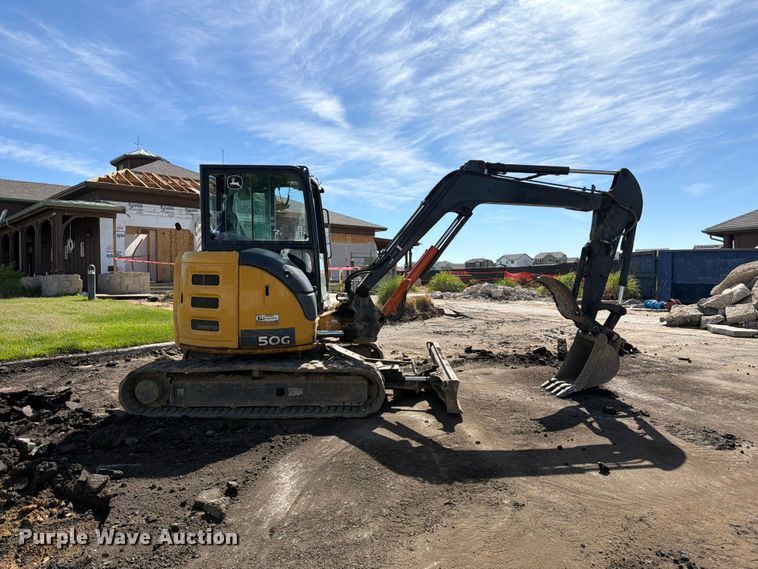 image for item FM7531 2020 John Deere 50G mini excavator
