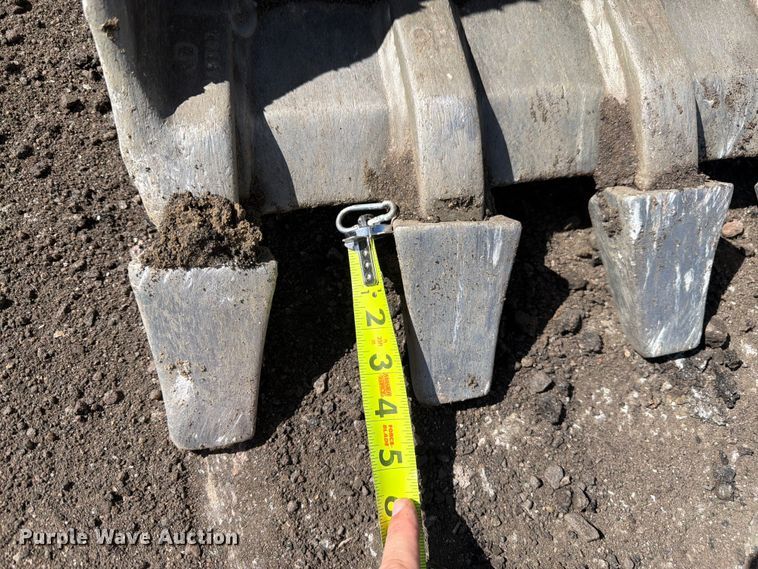 image for item FM7531 2020 John Deere 50G mini excavator