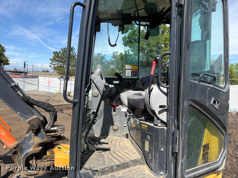 image for item FM7531 2020 John Deere 50G mini excavator