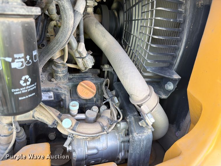 image for item FM7531 2020 John Deere 50G mini excavator