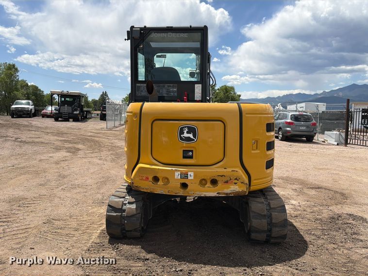 image for item FM7540 2021 John Deere 60G mini excavator