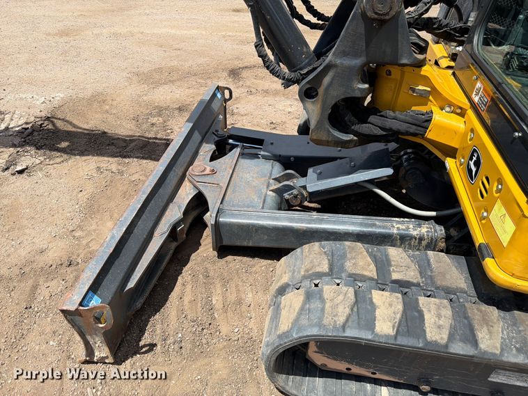 image for item FM7540 2021 John Deere 60G mini excavator