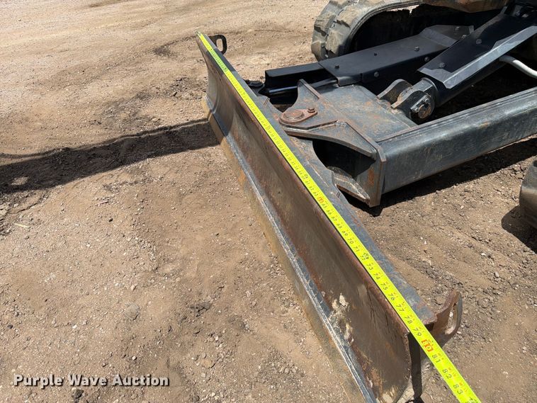 image for item FM7540 2021 John Deere 60G mini excavator