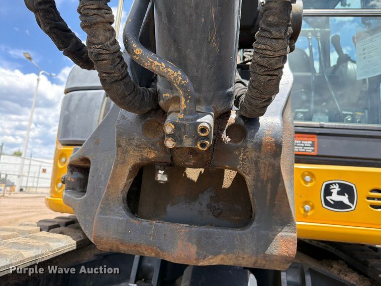 image for item FM7540 2021 John Deere 60G mini excavator